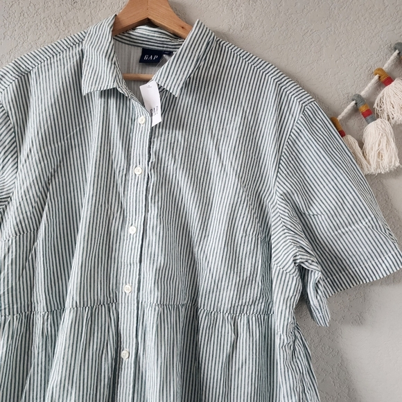 Striped Button-Down Dress - Picture 4 of 12